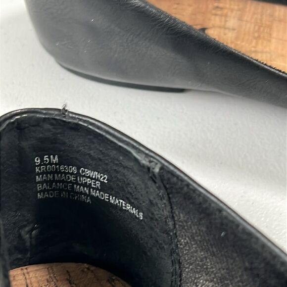 Korks Black Flats Shoes - Picture 4 of 5